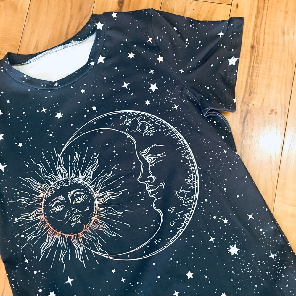 Celestial Graphic Tee shirt top shirt sleeve athlesiure astrology style black - Picture 4 of 7